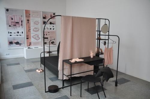 02992105.jpg M. Górowska, K. Koryniowska, K. Potocka, Projekt mebli przeznaczonych do jednoprzestrzennych wnętrz mieszkalnych