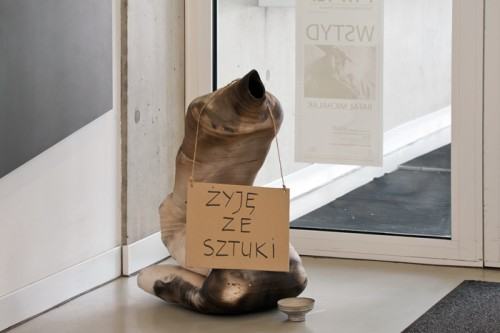 WYSTAWA PRAC STUDENTÓW PRACOWNI KOŁA GARNCARSKIEGO  Z OKAZJI JUBILEUSZU 25-LECIA UTWORZENIA PRACOWNI