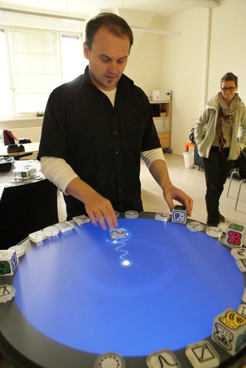 Reactable i jego twórca, Martin Kaltenbrunner Reactable i jego twórca, Martin Kaltenbrunner