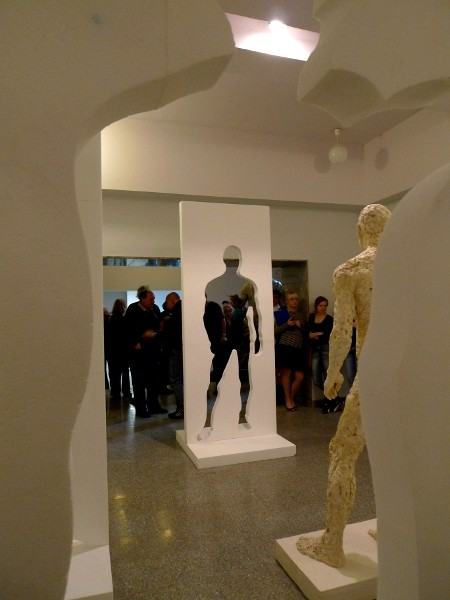 Ania Ujazdowska obroniła dyplom z rzeźby Ania Ujazdowska obroniła dyplom z rzeźby