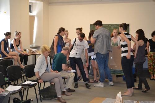 Przeglądy  prac studentów I roku AW