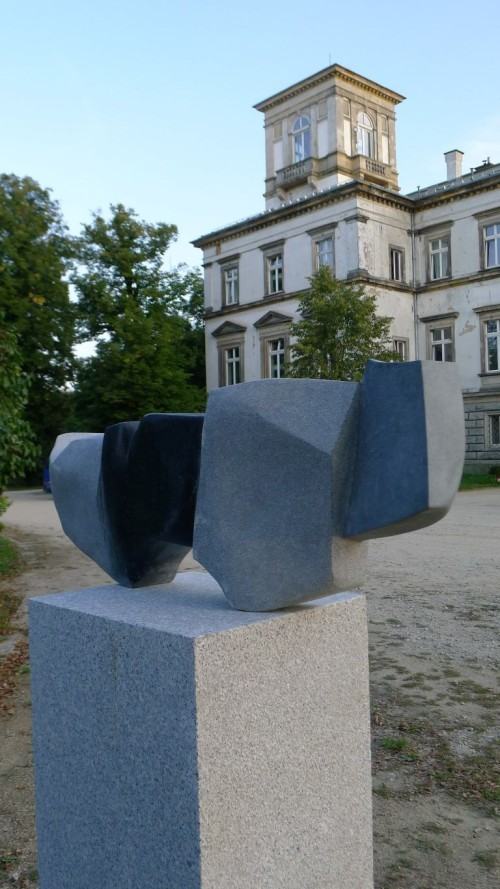09577147.jpg