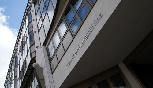 Kunstuniversitat Linz Kunstuniversitat Linz