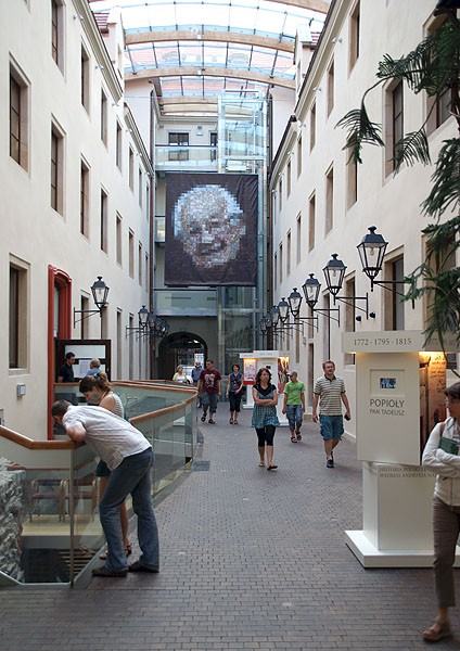 14619174.jpg Wajda pod Złotym Słońcem