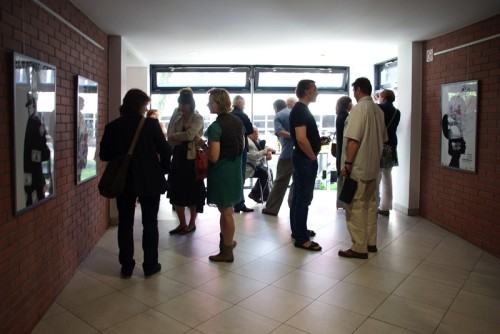 Magdalena Wosik, „Czarny z odrobiną koloru”, galeria Łącznik, Wrocław 2012