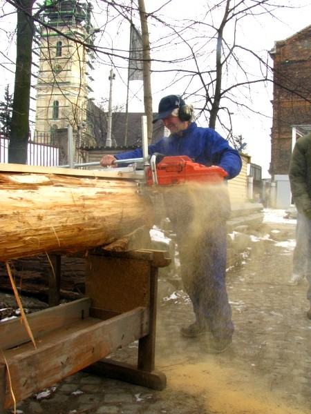 rzeźbiarze uczyli się jak piłować... rzeźbiarze uczyli się jak piłować...