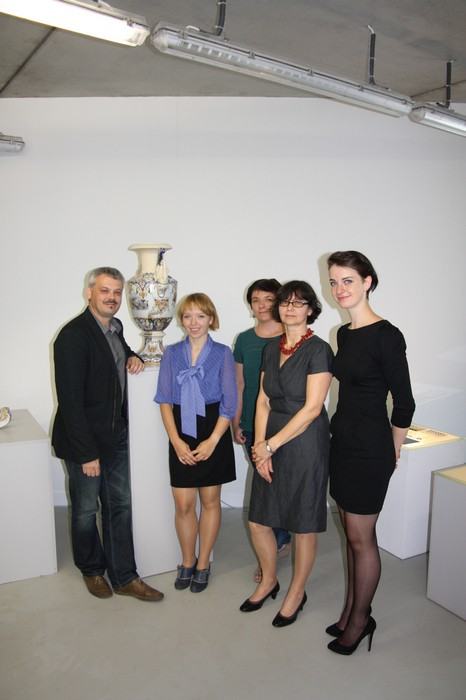 Historyczne dyplomy w Katedrze Konserwacji i Restauracji Ceramiki i Szkła