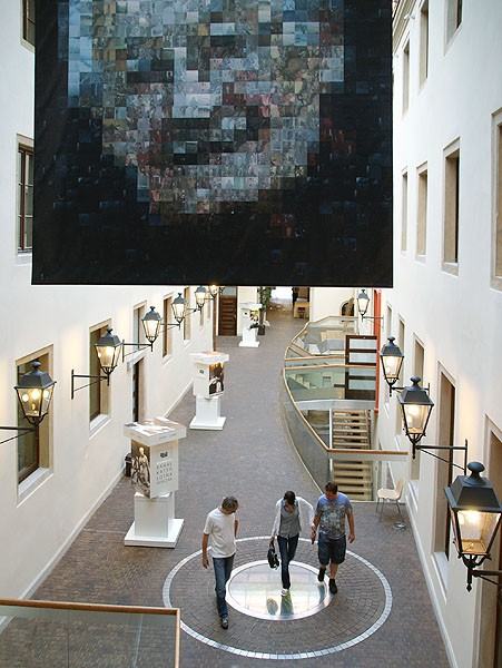 21829442.jpg Wajda pod Złotym Słońcem