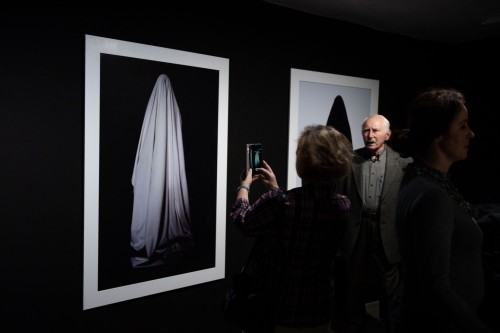 24407508.jpg Wernisaż wystawy Wojciecha Pukocza "Więcej niż 1000 słów" (22.11.2019), fot. Małgorzata Kujda, © Muzeum Współczesne Wrocław, 2019.