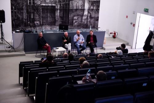 26013623.jpg UKŁADY DYNAMICZNE - 3. Ogólnopolska Konferencja towarzysząca Konkursowi Najlepszych Dyplomów Sztuki Mediów, ASP Wrocław, 17-18 maja 2018.