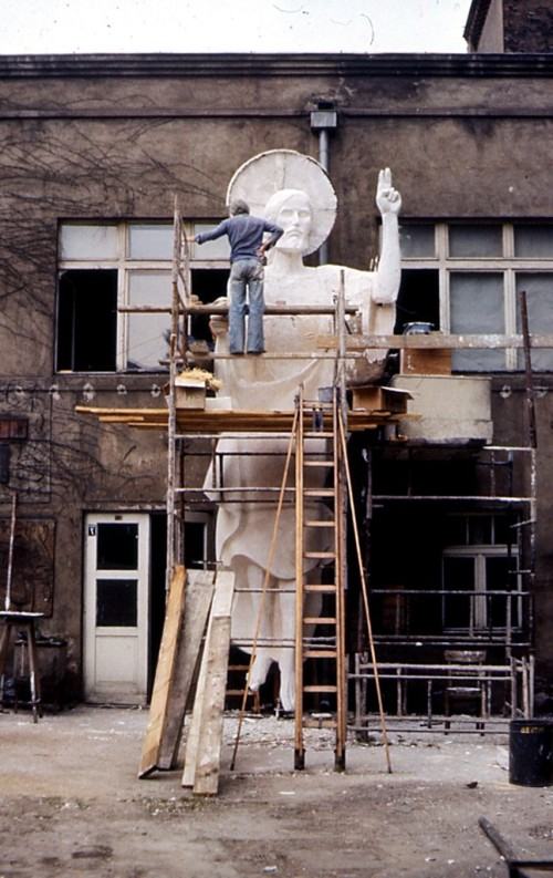 Ołtarz p. 06.1983 PWSSP Woc. ul. Traugutta