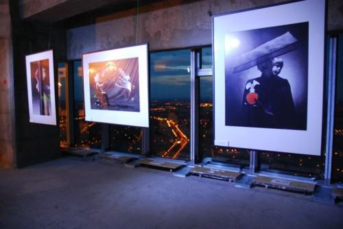 Horowitz na surowo - wernisaż wystawy w Sky Tower / foto: Alek Figura