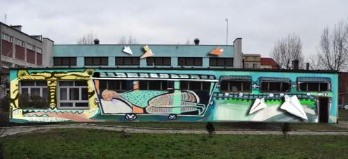studenci malują murale