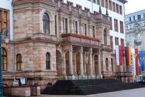 Wystawa: Przestrzeń pomiędy nami