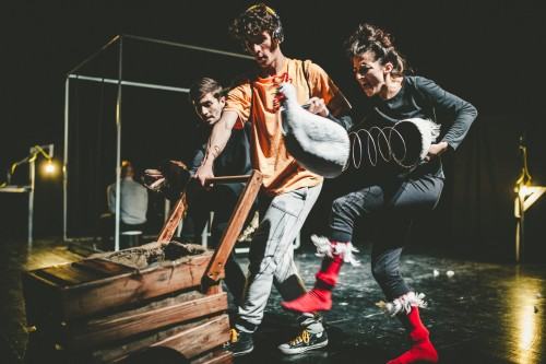 53142448.jpg Jan Wilkowski "Tymoteusz i Psiuńcio "  scenografia studentka Emilia Mrozińska (ASP)