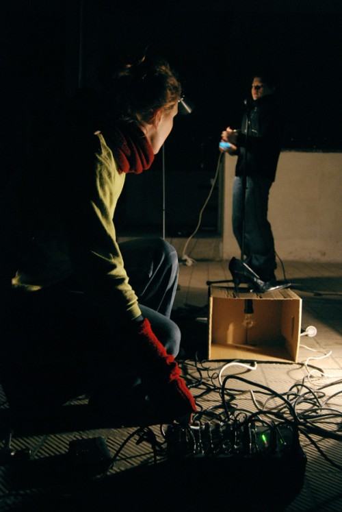 "Domowe duchy:atlas kieszonkowy". "Domowe duchy:atlas kieszonkowy".