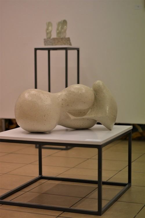 74367110.jpg