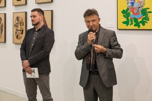 82060034.jpg