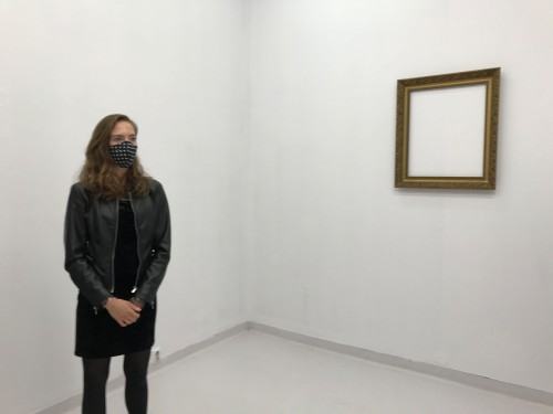 83759371.jpg