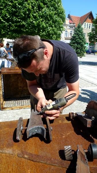 plener rzeźbiarski w Pleszewie