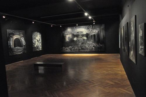 92569085.jpg P. Baśnik, Ekspozycja dyplomowa