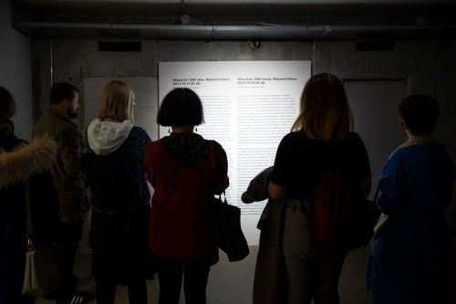 97203258.jpg Wernisaż wystawy Wojciecha Pukocza "Więcej niż 1000 słów" (22.11.2019), fot. Małgorzata Kujda, © Muzeum Współczesne Wrocław, 2019.