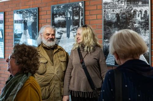 Małgorzata Kazimierczak, GDZIE JEST TO MIEJSCE? Relacja Małgorzata Kazimierczak, GDZIE JEST TO MIEJSCE? Relacja