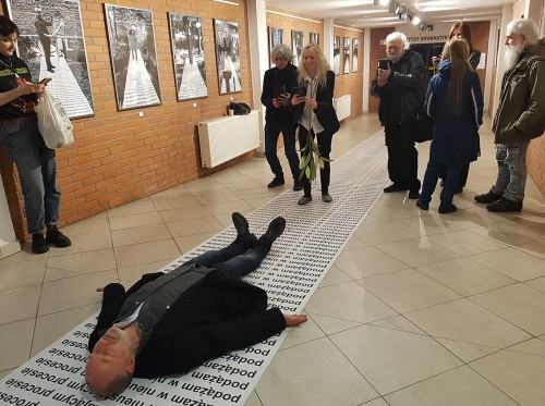 Małgorzata Kazimierczak, GDZIE JEST TO MIEJSCE? Relacja Małgorzata Kazimierczak, GDZIE JEST TO MIEJSCE? Relacja