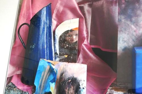 Fragment wystawy fotograficznej  studentów i absolwentów Wydziałów Malarstwa oraz Rzeźby i Mediacji Sztuki w Galerii Lingua