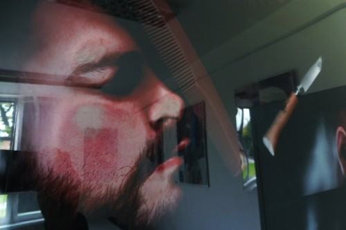 Fragment wystawy fotograficznej  studentów i absolwentów Wydziałów Malarstwa oraz Rzeźby i Mediacji Sztuki w Galerii Lingua