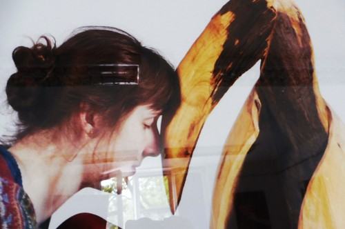 Fragment wystawy fotograficznej  studentów i absolwentów Wydziałów Malarstwa oraz Rzeźby i Mediacji Sztuki w Galerii Lingua