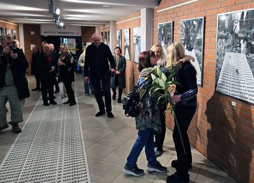 Małgorzata Kazimierczak, GDZIE JEST TO MIEJSCE? Relacja Małgorzata Kazimierczak, GDZIE JEST TO MIEJSCE? Relacja