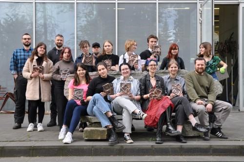 Warsztaty repuserskie dla uczniów z wrocławskiego Liceum Sztuk Plastycznych Warsztaty repuserskie dla uczniów z wrocławskiego Liceum Sztuk Plastycznych