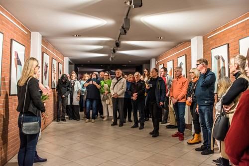 Izabeli Kowalczyk pt."Passages