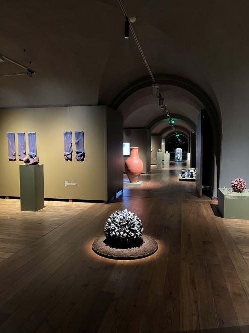 Brak słów  - wystawa ceramiki