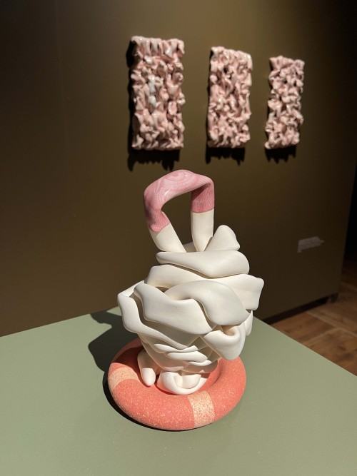 Brak słów  - wystawa ceramiki