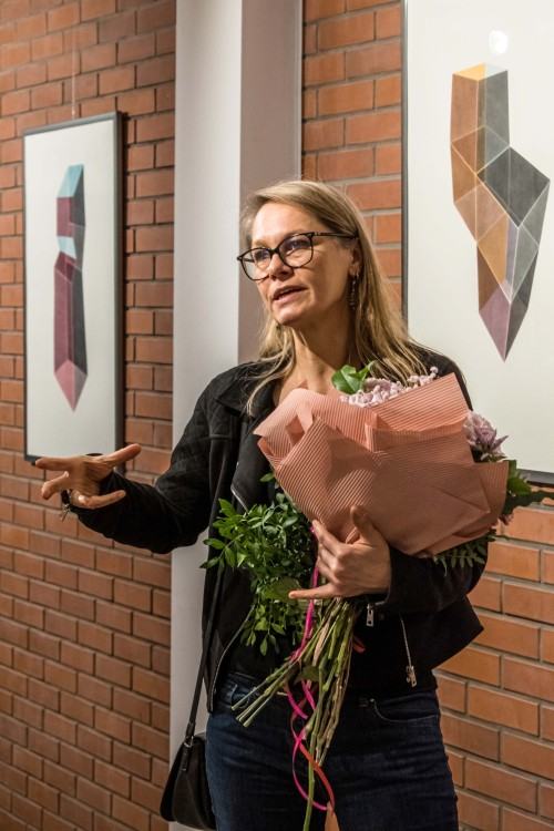 Izabela Kowalczyk, Passages