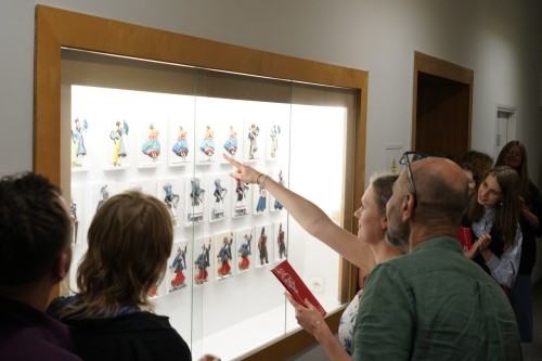 Otwarcie wystawy, pt. Inspiracja polskimi strojami ludowymi w twórczości Zofii Stryjeńskiej Otwarcie wystawy, pt. Inspiracja polskimi strojami ludowymi w twórczości Zofii Stryjeńskiej