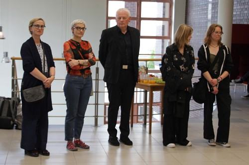 Ewa Martyniszyn, O doświadczeniu bezpośrednim i jego braku Ewa Martyniszyn, O doświadczeniu bezpośrednim i jego braku