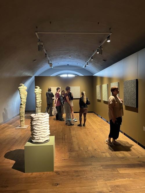 Brak słów  - wystawa ceramiki