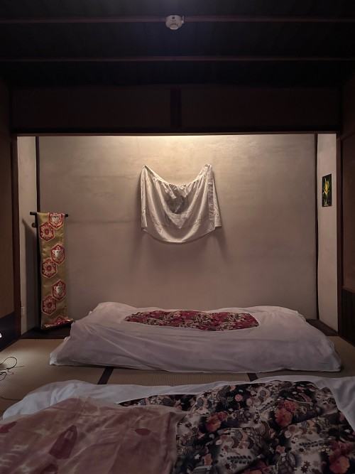 Merchants' dreams / INSOMNIA