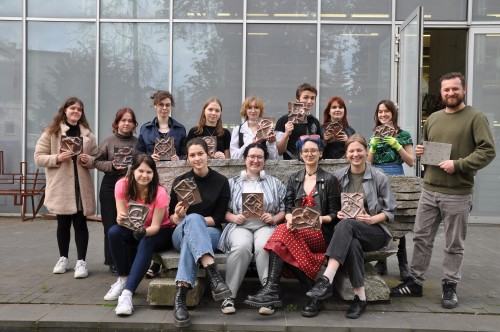 Warsztaty repuserskie dla uczniów z wrocławskiego Liceum Sztuk Plastycznych Warsztaty repuserskie dla uczniów z wrocławskiego Liceum Sztuk Plastycznych