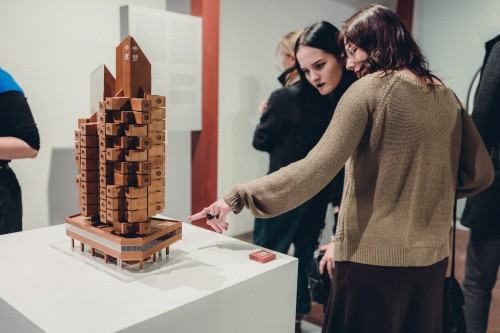 Shinchintaisha. Procesy nietrwałości Shinchintaisha. Procesy nietrwałości