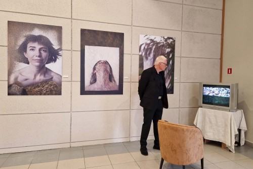 Ewa Martyniszyn, O doświadczeniu bezpośrednim i jego braku Ewa Martyniszyn, O doświadczeniu bezpośrednim i jego braku