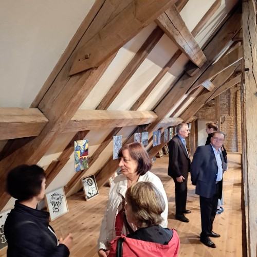 Otwarcie wystawy Studyjne Eksperiencje odbywającej się w ramach Europejskiej Nocy Muzeów w Chojnicach.