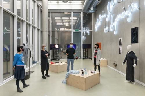 LeftRight-Hand LeftRight-Hand