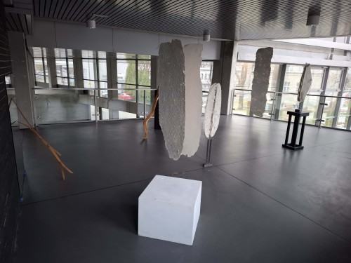 wystawa Angeliki Tamkun pt. ,,Układ stoicki" na Politechnice Śląskiej w Gliwicach.