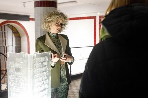 Response of the body under different social structures , Dilay Kocogullari