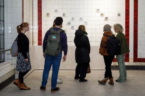 Response of the body under different social structures , Dilay Kocogullari