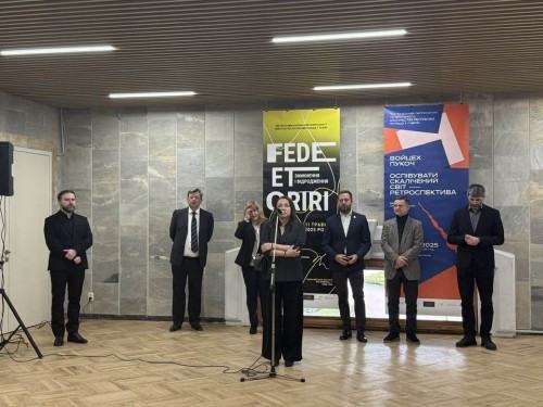 Fede et oriri Fede et oriri